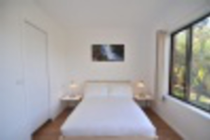 Room 16 of 693