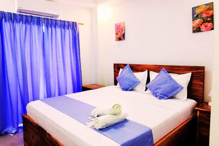 Room 2 of 52