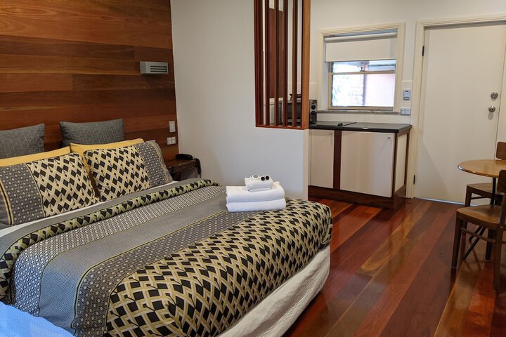 Room 21 of 175