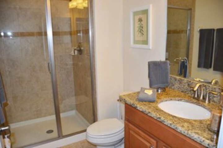 Room 4 of 55