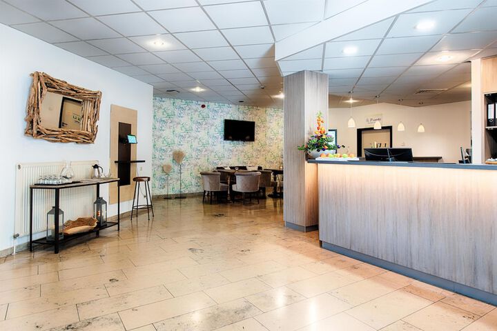 Lobby Photos