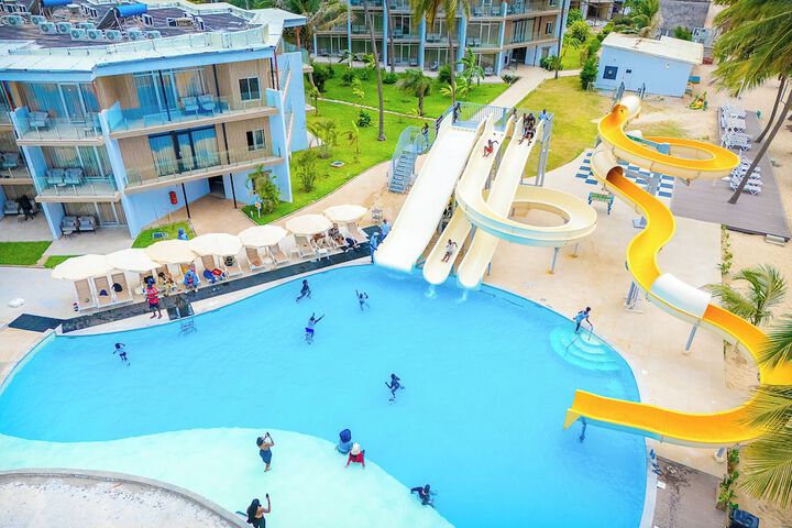 Pool 52 of 107