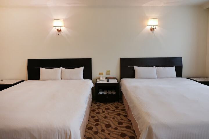 Room 5 of 35