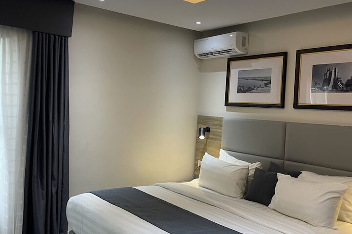 Room 26 of 46