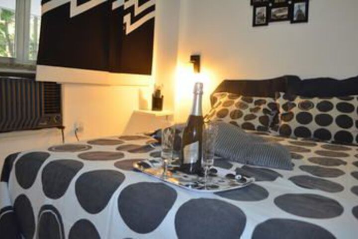 Room 15 of 21