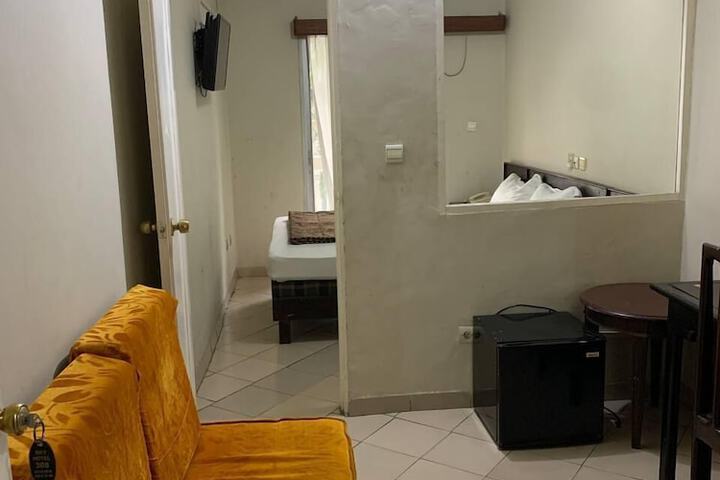 Room 43 of 87