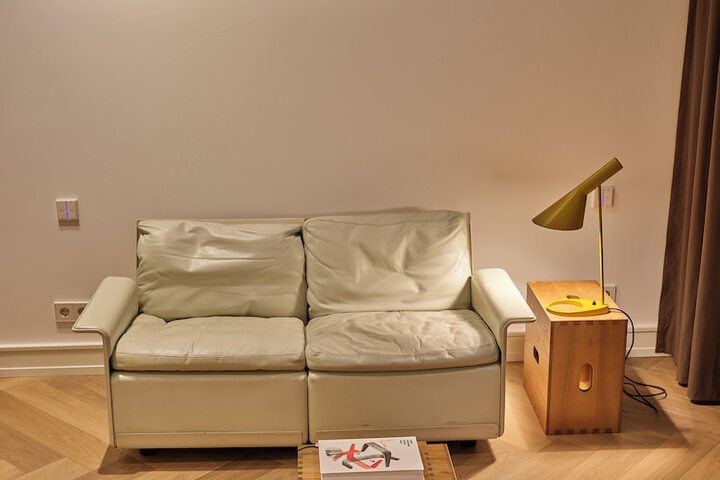 Room 9 of 28