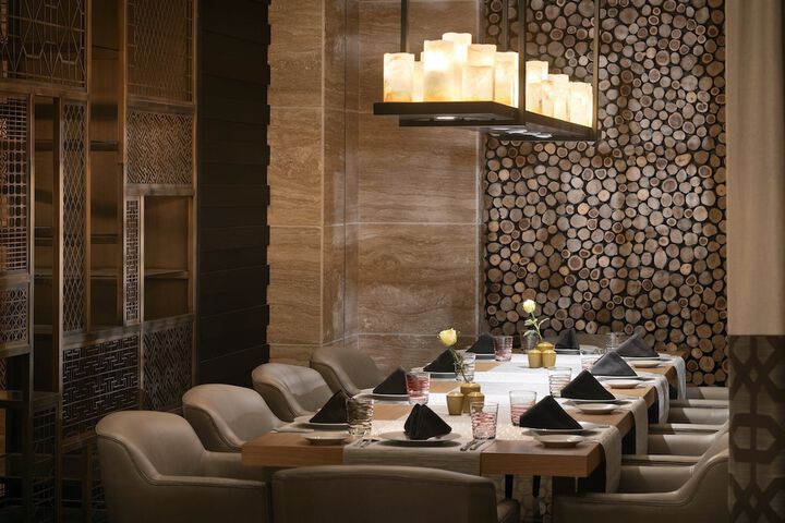 Dining 93 of 158