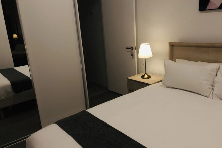 Room 2 of 16