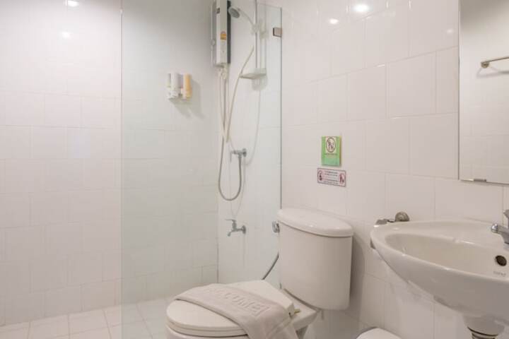 Room 125 of 149