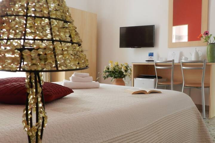 Room 25 of 58