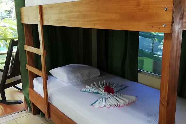 Room 5 of 30