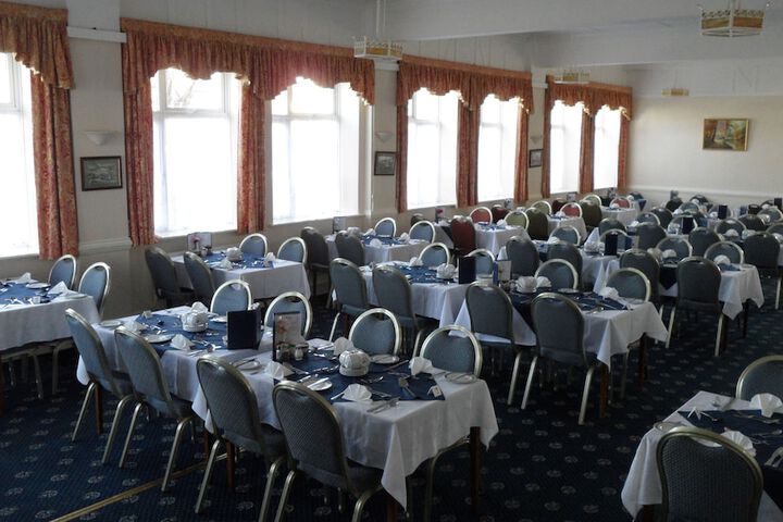 Ballroom/Hall 51 of 61