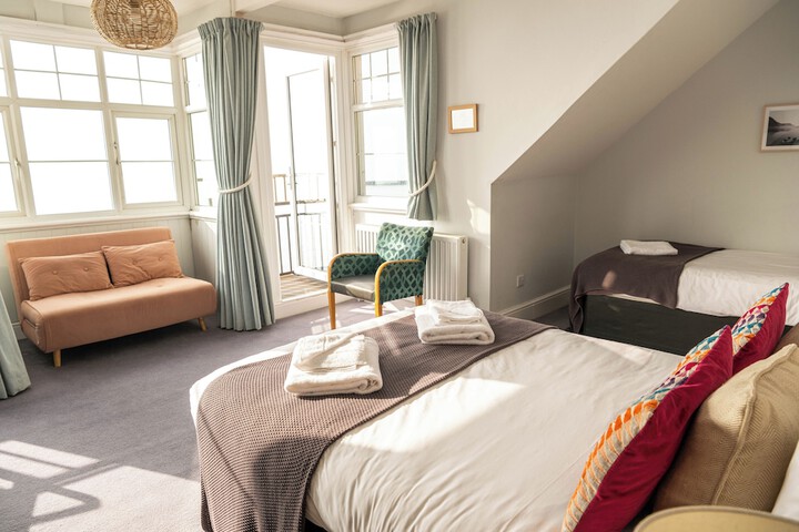Room 40 of 76