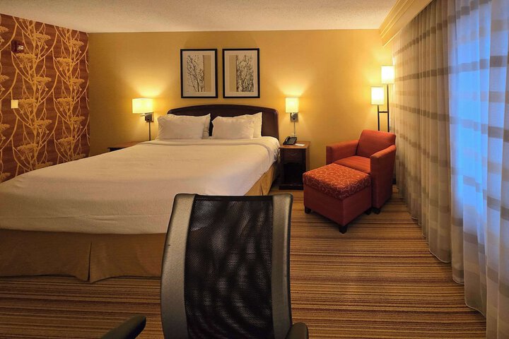 Room 75 of 135