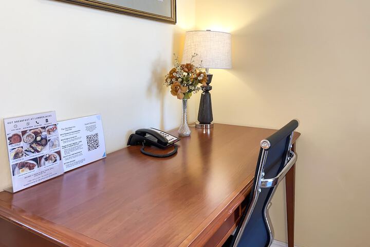 Room 14 of 65