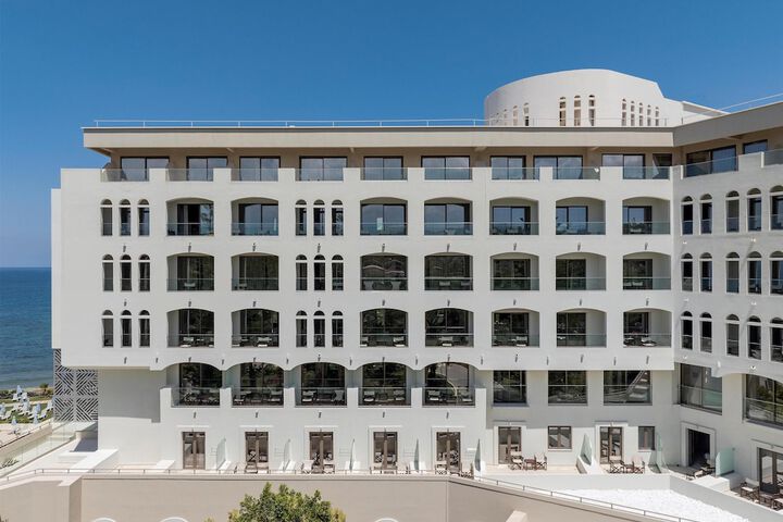 Hotel 184 of 190