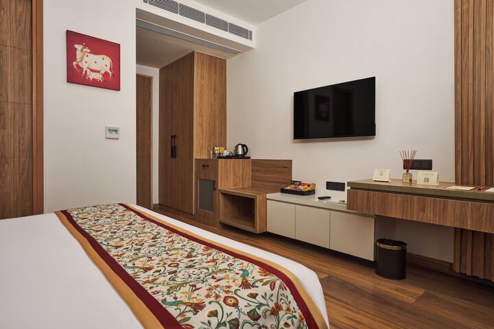 Room 6 of 40