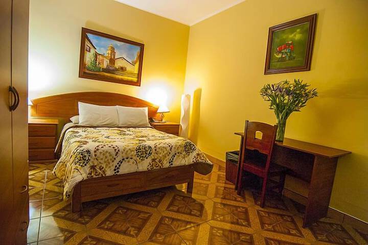 Room 9 of 21