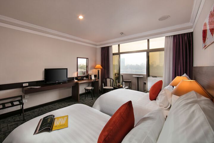 Room 15 of 59