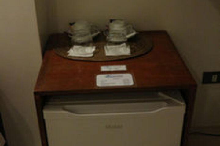 Room 29 of 38