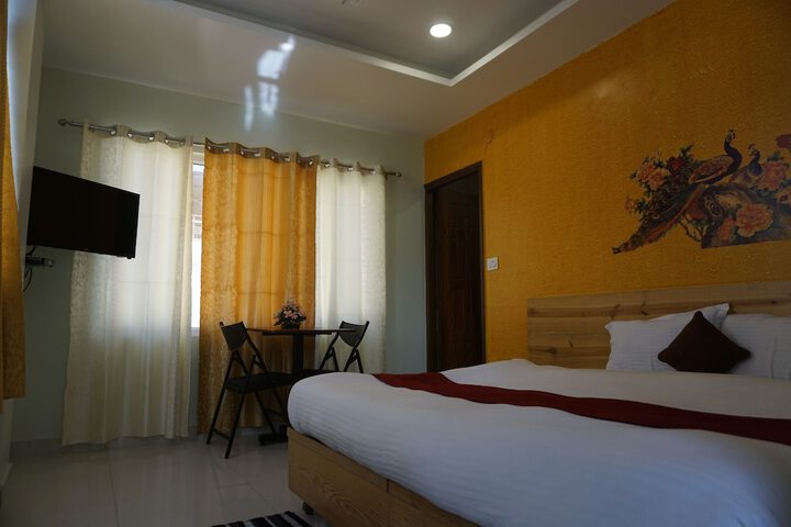 Room 6 of 56