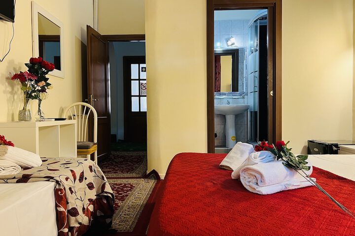 Room 15 of 30