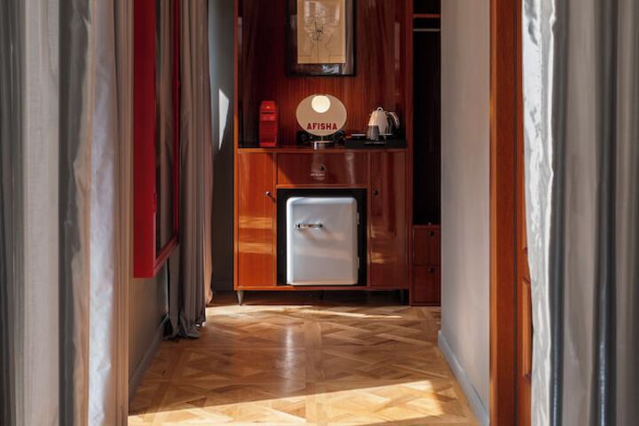 Room 8 of 58