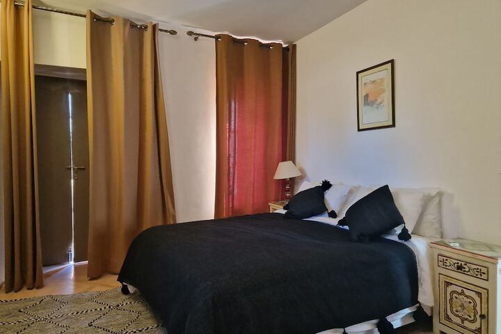 Room 21 of 94