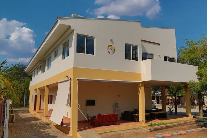 Hotel Yaltas Inn