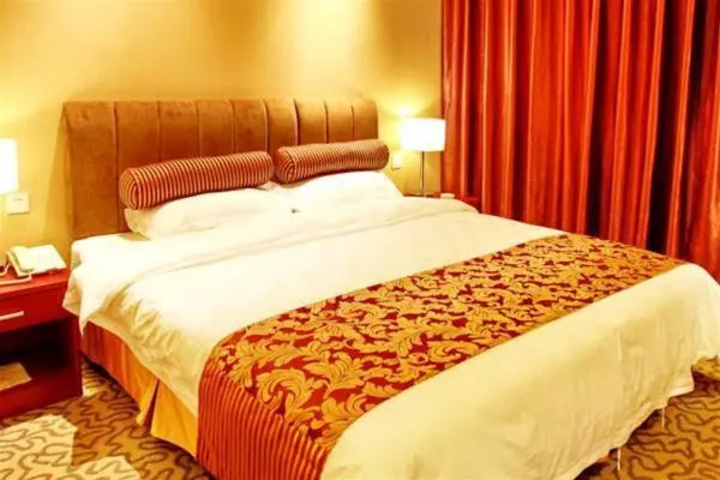 Room 3 of 18
