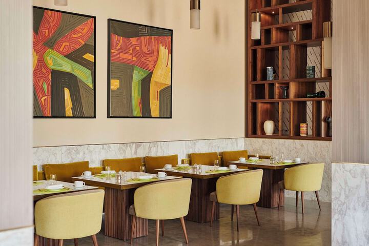 Dining 101 of 132