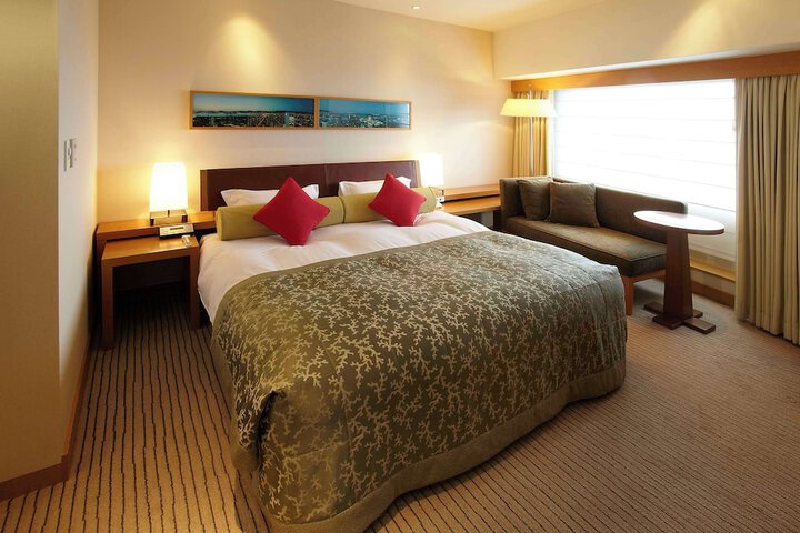 Room 43 of 189