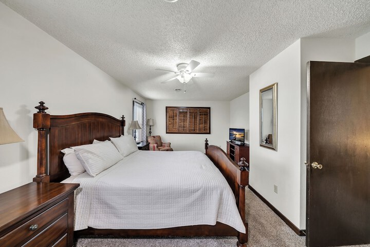 Room 45 of 180