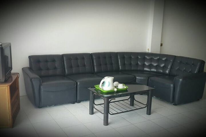Room 6 of 22