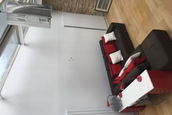 Room 163 of 189