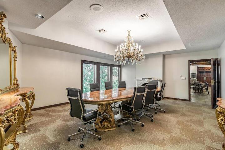 Room 5 of 21