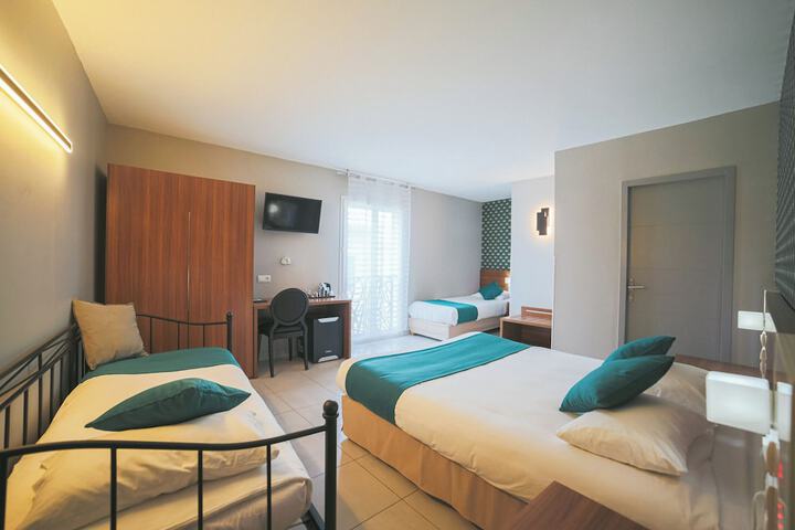 Room 8 of 59