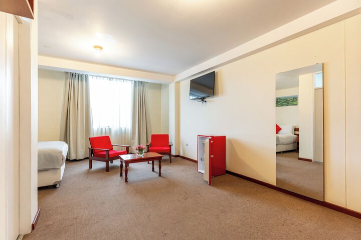 Room 18 of 25
