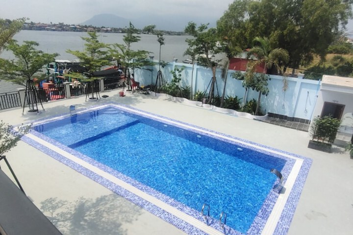 Pool 3 of 10