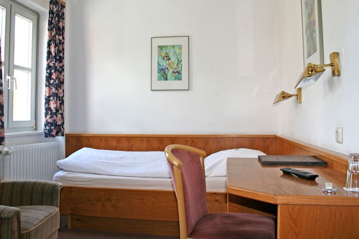 Room 14 of 31
