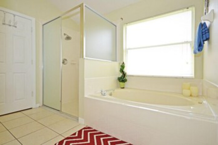 Room 5 of 34