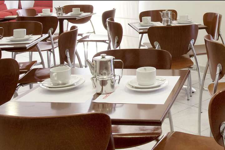 Breakfast/Coffee Service 34 of 39