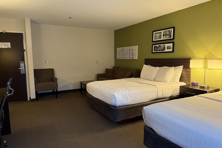 Room 15 of 44
