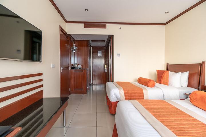 Room 20 of 117