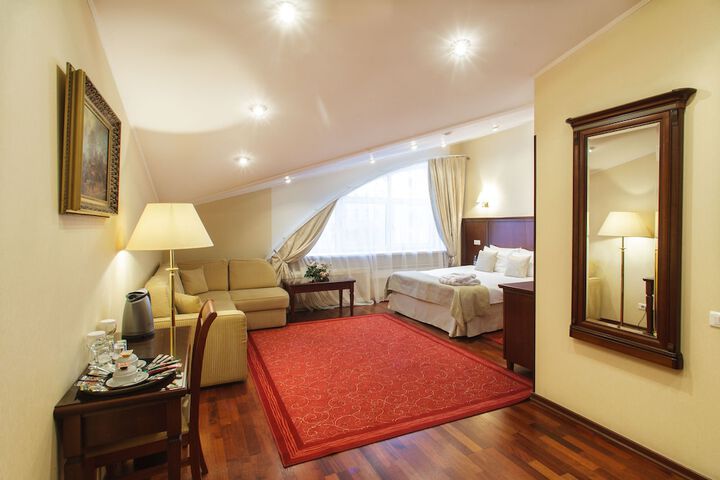 Room 14 of 71