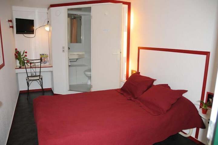 Room 4 of 21