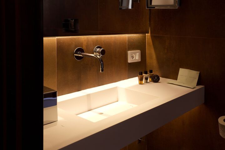Room 41 of 47