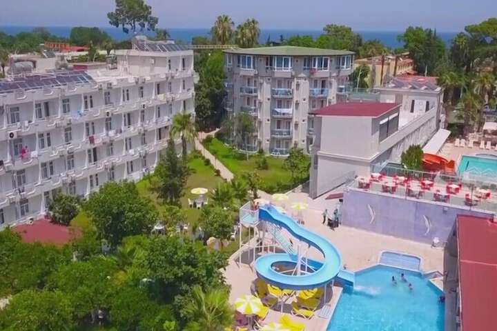 Hotel 70 of 83