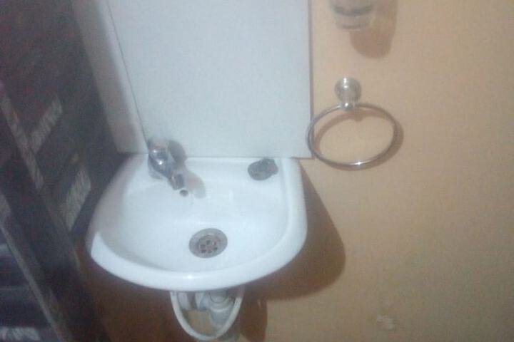Room 13 of 17